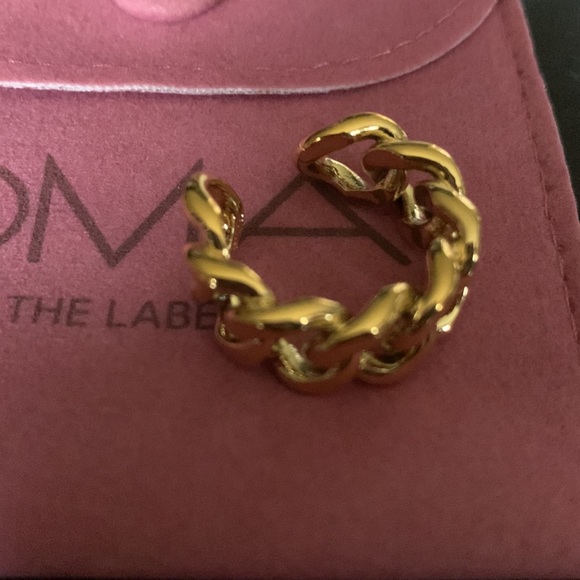 ✨HOST PICK ✨🎉OMA The Label Baba Ring ✨18K gold-plated brass One Size Adjustable - Picture 3 of 6